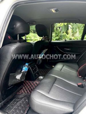 Xe BMW 3 Series 320i 2018