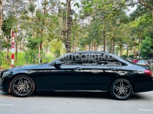 Xe Mercedes Benz E class E300 AMG 2019