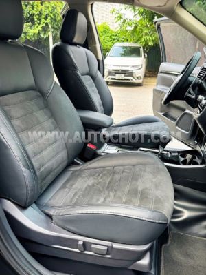 Xe Mitsubishi Outlander 2.0 CVT 2022