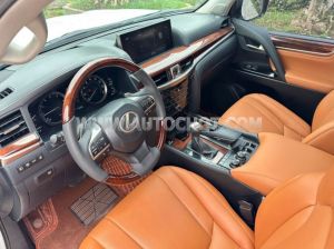 Xe Lexus LX 570 2016