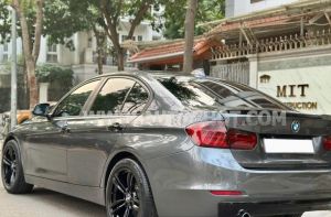 Xe BMW 3 Series 320i 2012