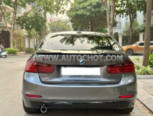 Xe BMW 3 Series 320i 2012
