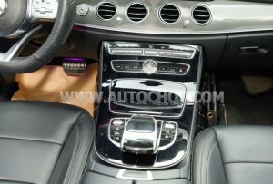 Xe Mercedes Benz E class E300 AMG 2019