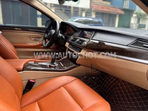 Xe BMW 5 Series 523i 2011