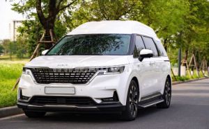 Xe Kia Carnival Royal 2.2D 2022