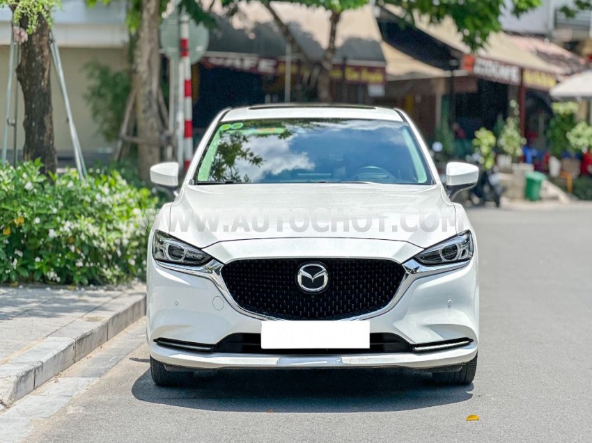Mazda 6 Premium 2.0 AT 2022