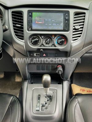 Xe Mitsubishi Triton 4x2 AT 2022