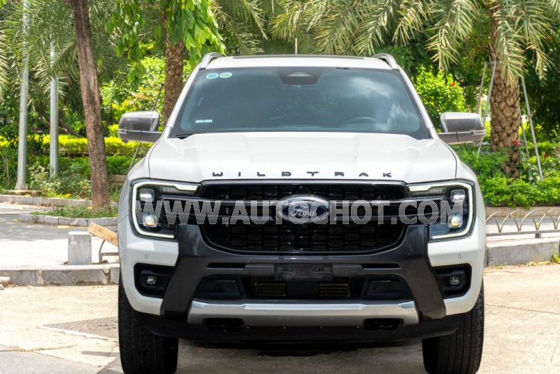 Ford Everest Wildtrak 2.0L 4x4 AT 2024