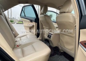 Xe Toyota Camry 2.0E 2013