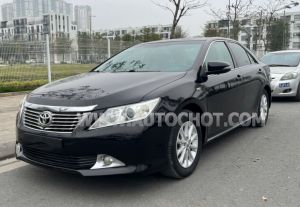 Xe Toyota Camry 2.0E 2013