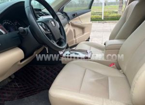 Xe Toyota Camry 2.0E 2013