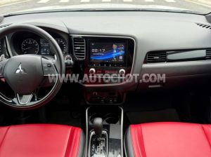 Xe Mitsubishi Outlander 2.0 CVT 2022
