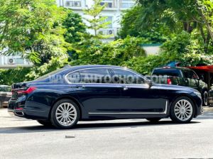 Xe BMW 7 Series 730Li 2020