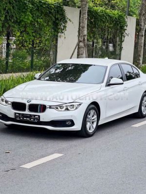Xe BMW 3 Series 320i 2018