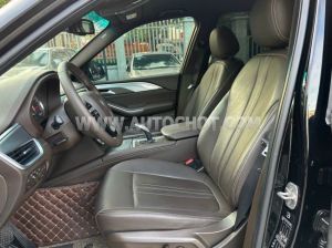 Xe VinFast Lux SA 2.0 Premium 2.0 AT 2020