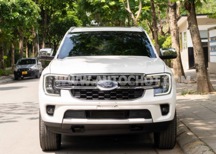 Ford Everest Titanium 2.0L 4x2 AT 2022