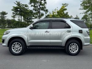 Xe Toyota Fortuner 2.7V 4x2 AT 2014