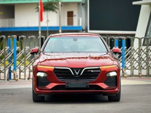 Xe VinFast Lux A 2.0 2.0 AT 2020
