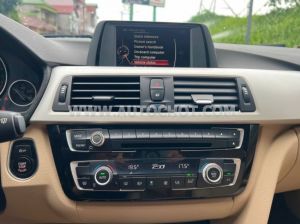 Xe BMW 3 Series 320i 2015