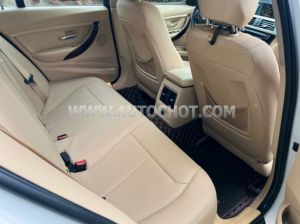 Xe BMW 3 Series 320i 2015