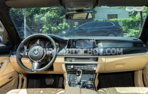Xe BMW 5 Series 520i 2012