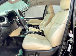 Xe Toyota Fortuner 2.7V 4x4 AT 2017