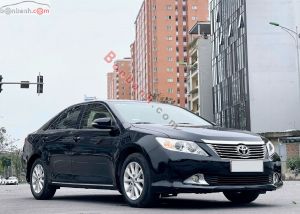 Xe Toyota Camry 2.0E 2013