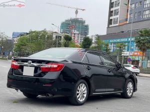 Xe Toyota Camry 2.0E 2013