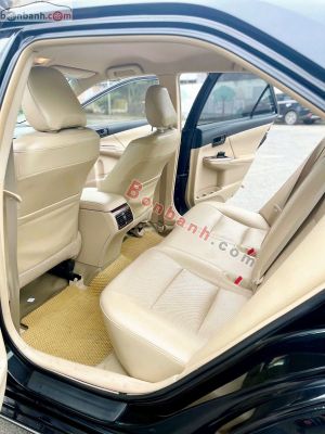 Xe Toyota Camry 2.0E 2013