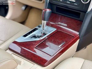 Xe Toyota Camry 2.0E 2013