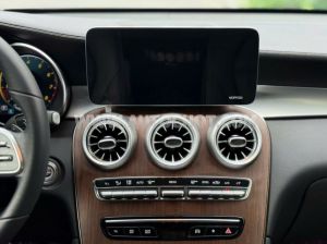Xe Mercedes Benz GLC 200 4Matic 2022