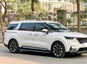 Xe Kia Carnival Signature 2.2D 2024