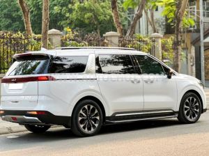 Xe Kia Carnival Signature 2.2D 2024