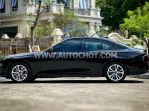 Xe VinFast Lux A 2.0 Base 2.0 AT 2021