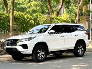 Xe Toyota Fortuner 2.4L 4x2 AT 2022