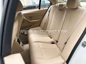 Xe BMW 3 Series 320i 2014