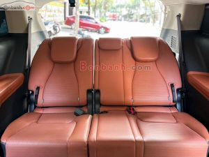 Xe Kia Carnival Premium 2.2D 7S 2024