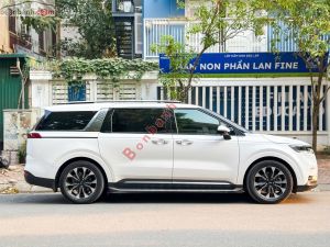 Xe Kia Carnival Premium 2.2D 7S 2024