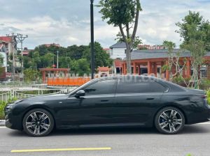 Xe BMW 7 Series 735i M Sport 2023