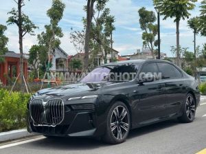 Xe BMW 7 Series 735i M Sport 2023