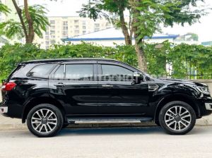 Xe Ford Everest Titanium 2.0L 4x2 AT 2022