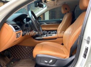 Xe BMW 7 Series 730Li 2016
