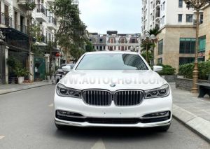 Xe BMW 7 Series 730Li 2016