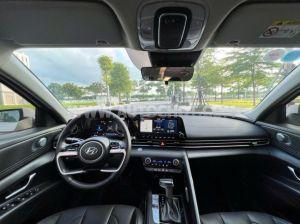 Xe Hyundai Elantra 1.6 AT Đặc biệt 2023