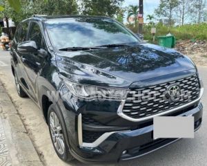 Xe Toyota Innova Cross HEV 2.0 CVT 2024