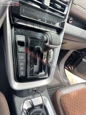 Xe Toyota Innova Cross HEV 2.0 CVT 2024