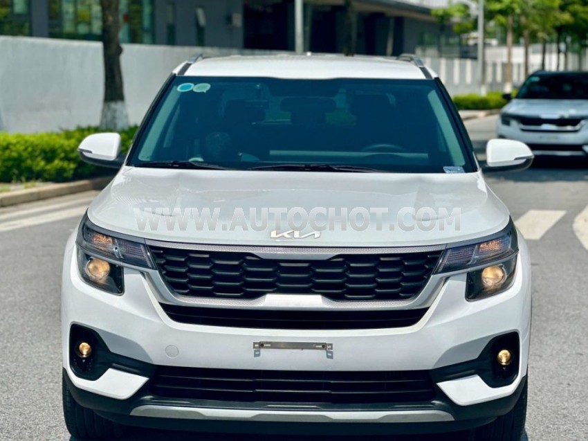 Kia Seltos Deluxe 1.4 AT 2023