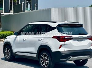 Xe Kia Seltos Deluxe 1.4 AT 2023
