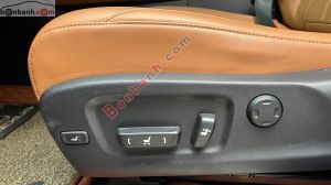 Xe Lexus RX 300 2021