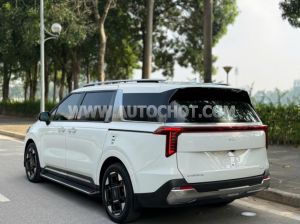 Xe Kia Carnival Premium 2.2D 8S 2024